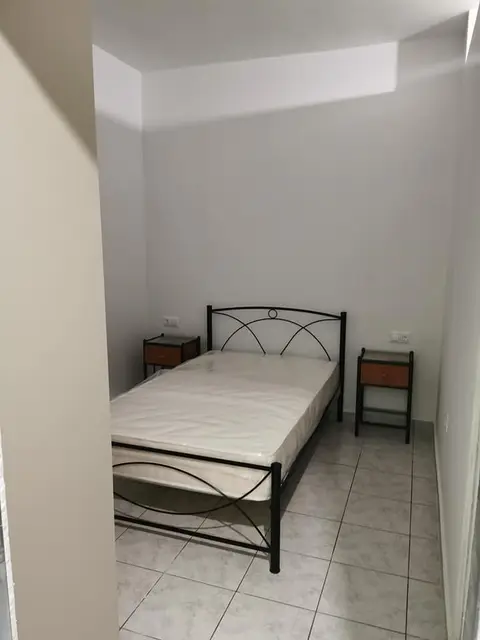 The ground-floor one-bedroom: the bedroom